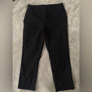 Chico's Cropped Pant black size 0.5 / Us size 6